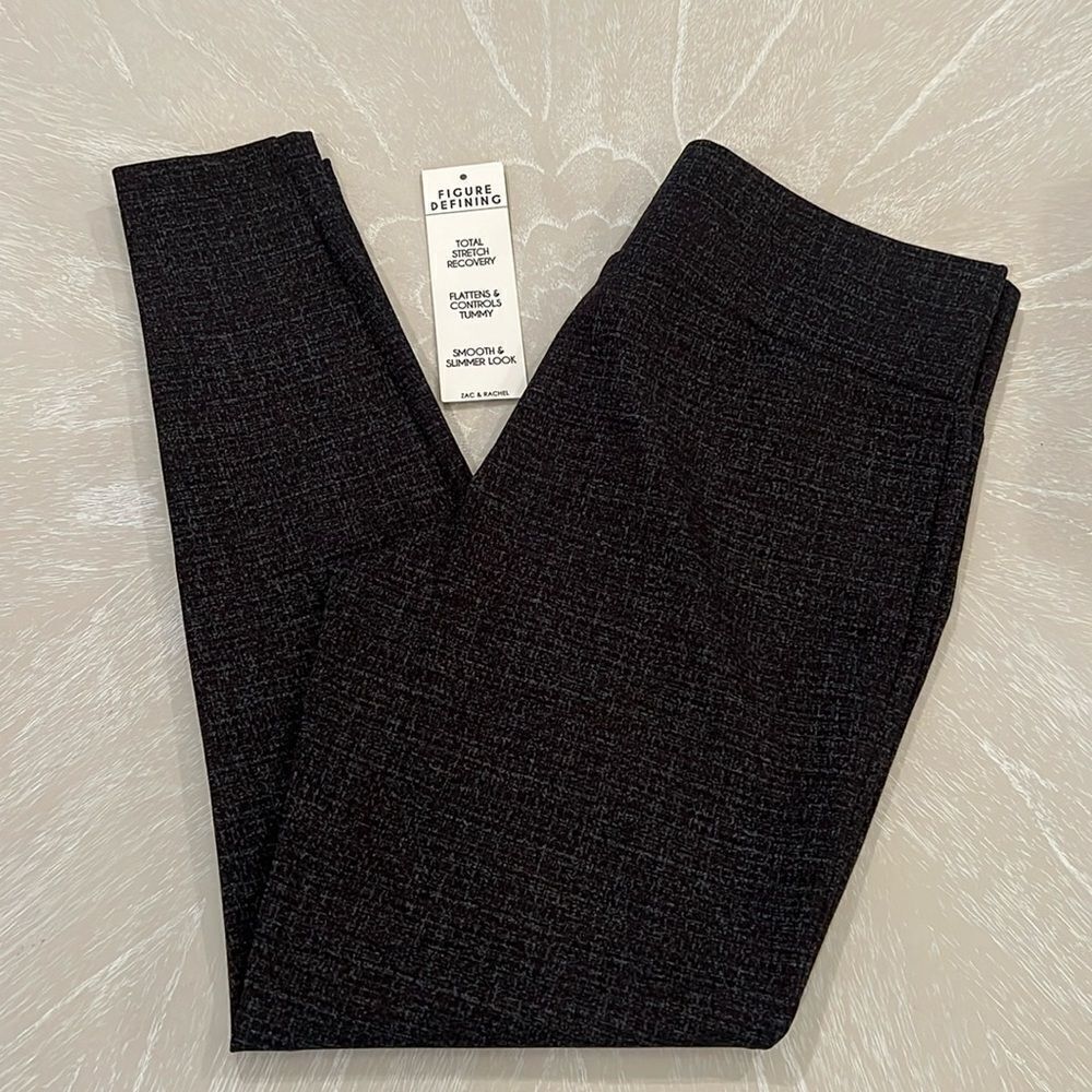 NEW Zac & Rachel Leggings Pants Size Medium